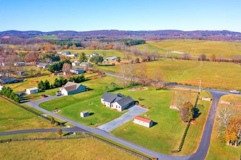 A home in STUARTS DRAFT