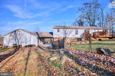 A home in WARRENTON