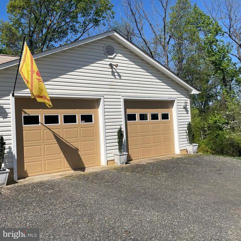 A home in WARRENTON