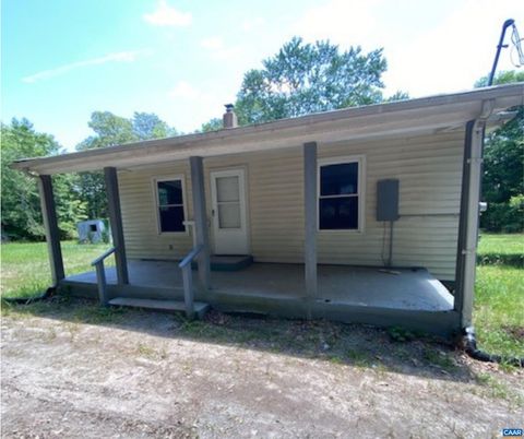 Photo of 623 Huckstep Branch Ln, Keswick, VA 22947 (MLS # 643452)