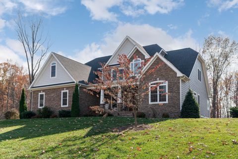 A home in STUARTS DRAFT