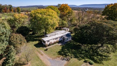 A home in TIMBERVILLE