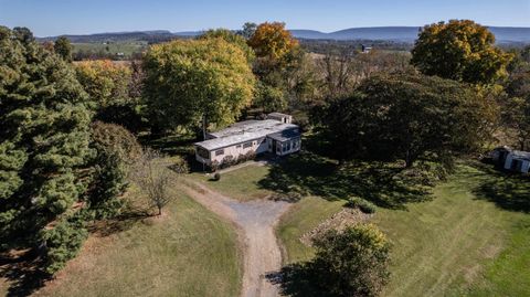 A home in TIMBERVILLE