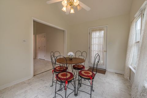 A home in WAYNESBORO