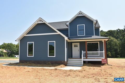 A home in LOUISA