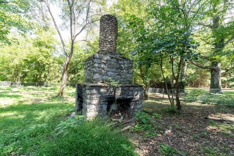 A home in LURAY