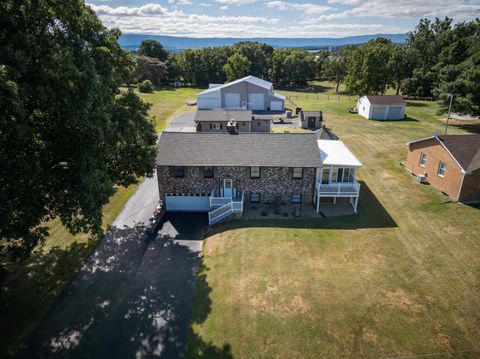 A home in TIMBERVILLE