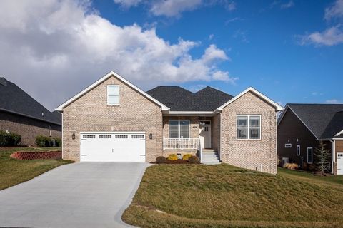 A home in ROCKINGHAM