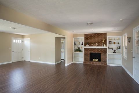 A home in SHENANDOAH