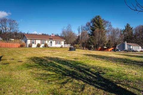 A home in TIMBERVILLE