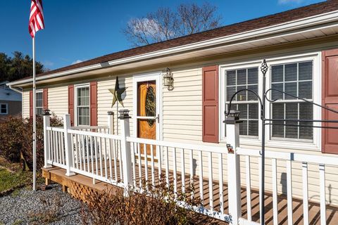 A home in TIMBERVILLE