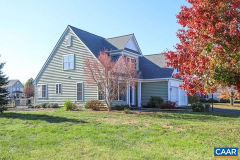 A home in WAYNESBORO