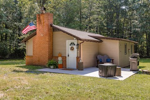 A home in DAYTON