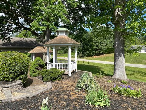 A home in STUARTS DRAFT