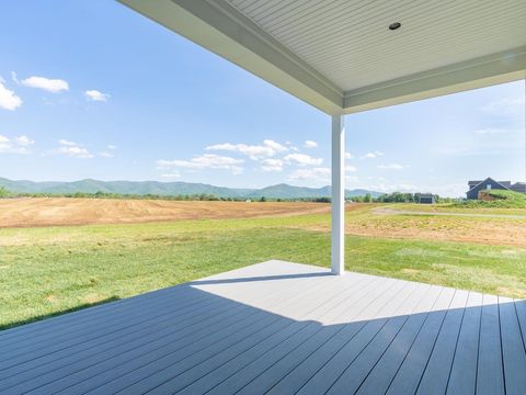 A home in MCGAHEYSVILLE