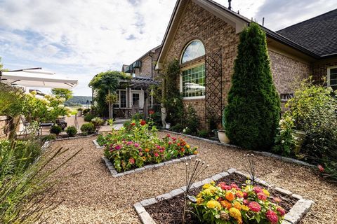 A home in ROCKINGHAM