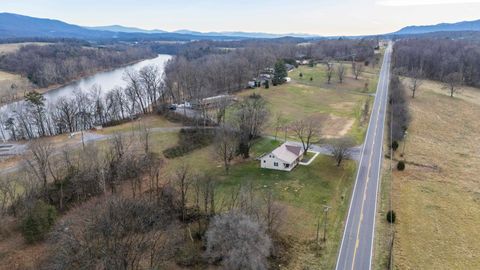 A home in SHENANDOAH