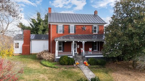 A home in SWOOPE