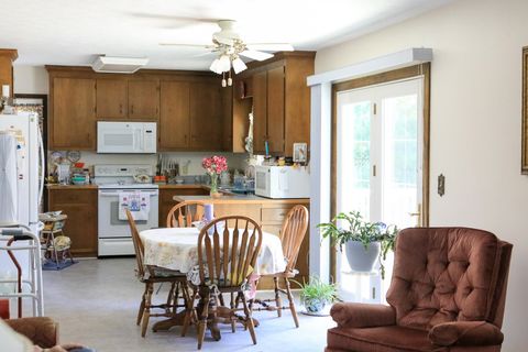 A home in WAYNESBORO