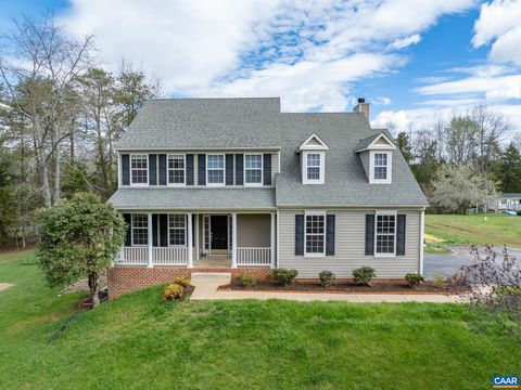 Photo of 41 Red Maple Ln, Keswick, VA 22947 (MLS # 651386)