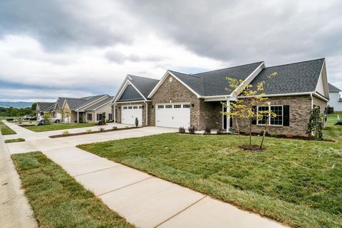 A home in BROADWAY