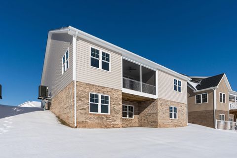 A home in WAYNESBORO