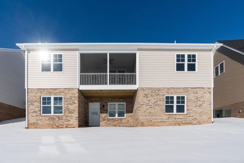 A home in WAYNESBORO