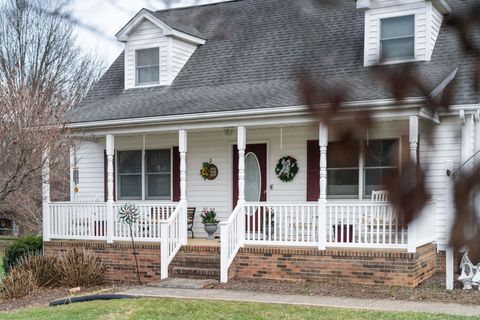 A home in STUARTS DRAFT