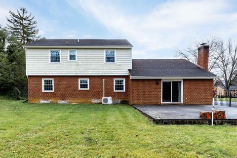 A home in WAYNESBORO