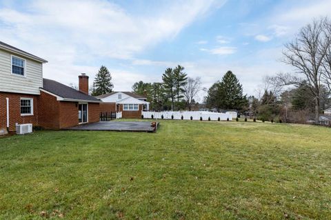 A home in WAYNESBORO