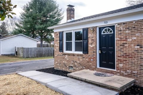 A home in GROTTOES