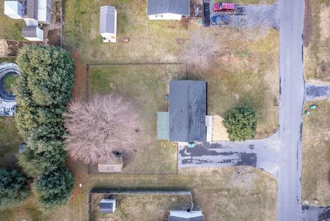 A home in GROTTOES