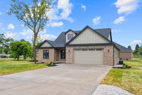 A home in MCGAHEYSVILLE