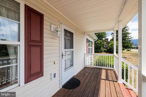 A home in LURAY