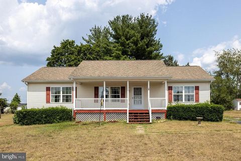 A home in LURAY