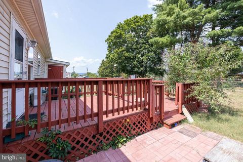 A home in LURAY