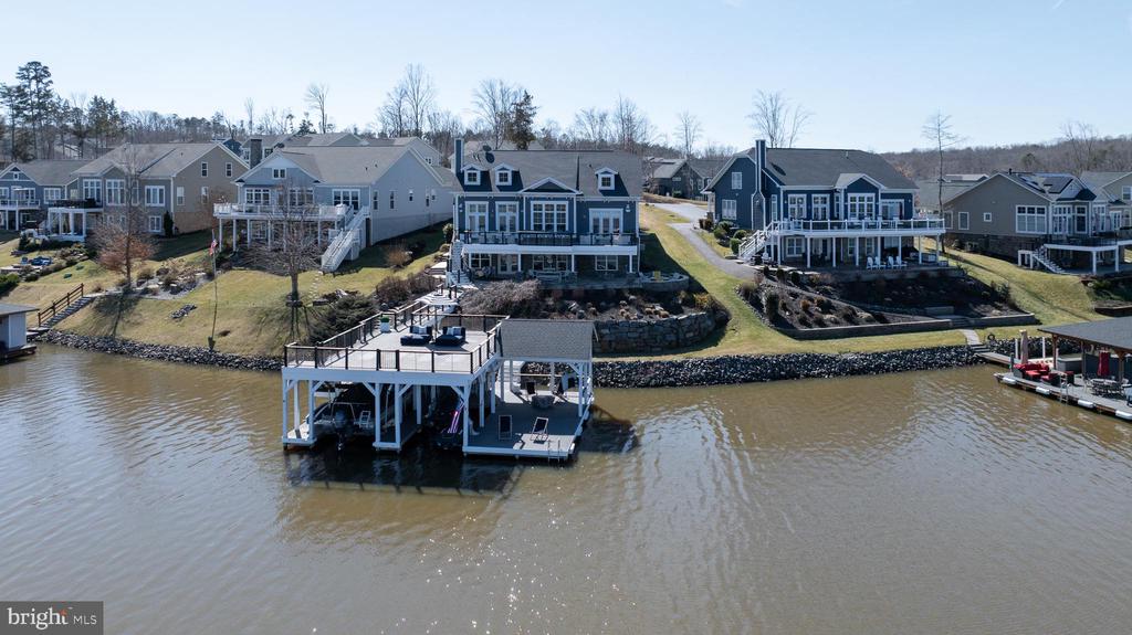 Mineral, Virginia 23117, United States, 6 Bedrooms Bedrooms, ,5 BathroomsBathrooms,Residential,Pending,80189