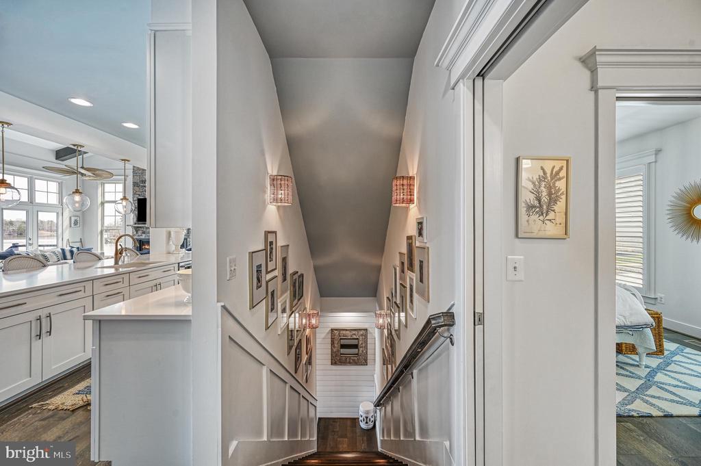 Mineral, Virginia 23117, United States, 6 Bedrooms Bedrooms, ,5 BathroomsBathrooms,Residential,Pending,80189