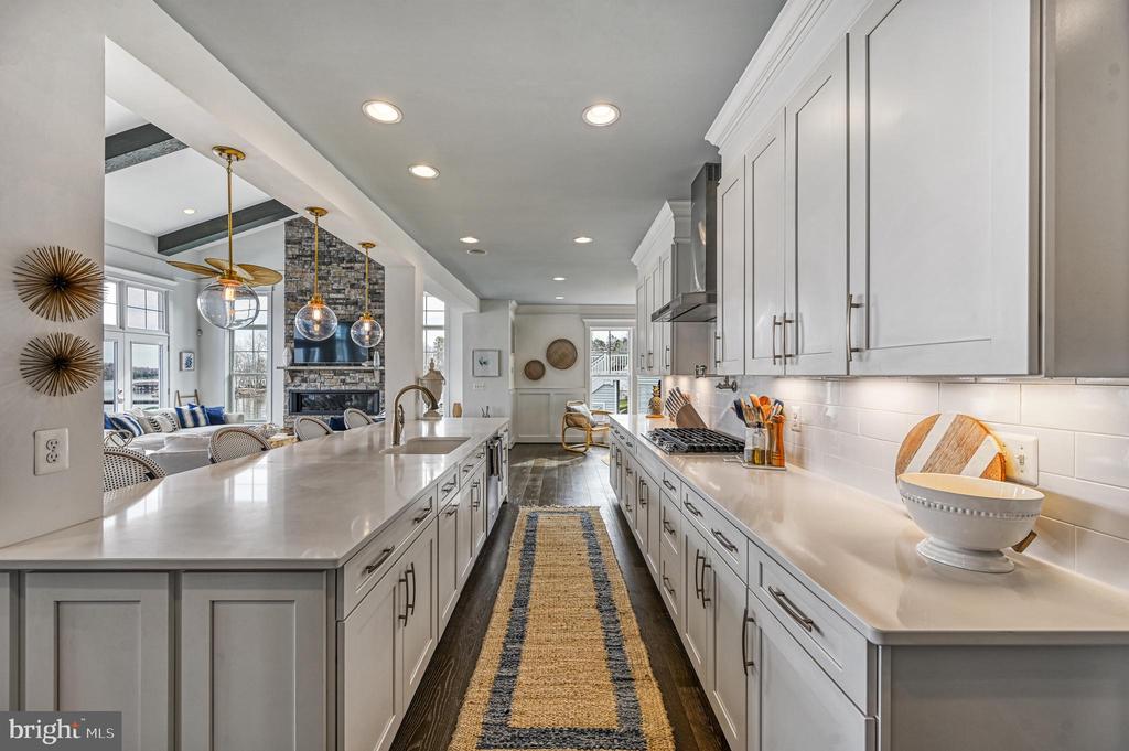 Mineral, Virginia 23117, United States, 6 Bedrooms Bedrooms, ,5 BathroomsBathrooms,Residential,Pending,80189