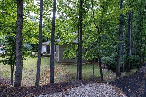 A home in MCGAHEYSVILLE