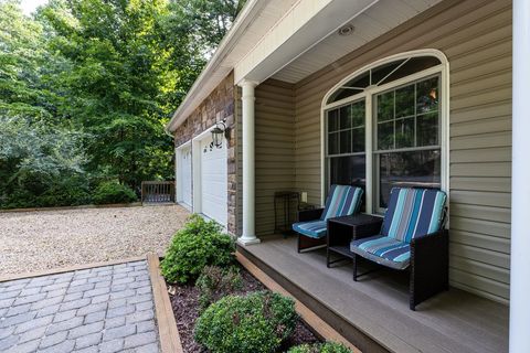 A home in MCGAHEYSVILLE