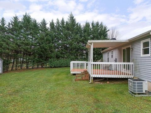 A home in GROTTOES