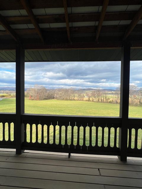 A home in TIMBERVILLE