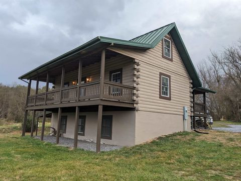 A home in TIMBERVILLE