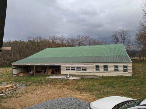 A home in TIMBERVILLE