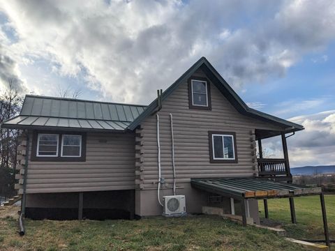 A home in TIMBERVILLE