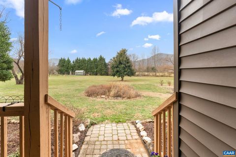 A home in NELLYSFORD