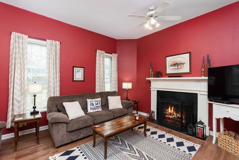 A home in FISHERSVILLE