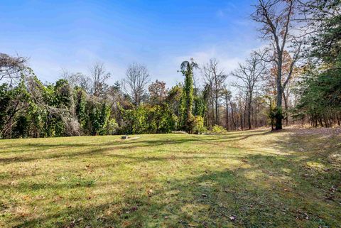 A home in LURAY