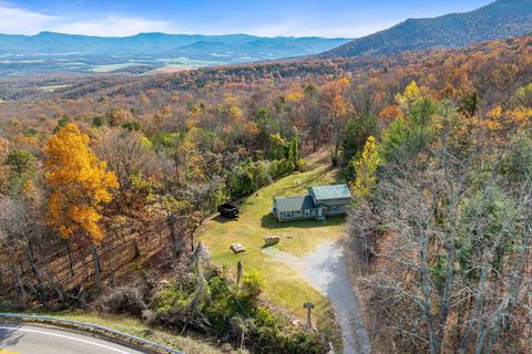 A home in LURAY